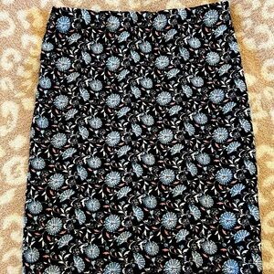 Beautiful comfortable Ann Taylor pencil skirt